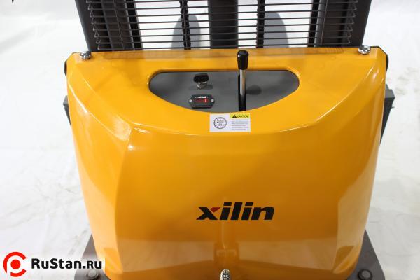 Штабелер гидравлический с электроподъемом 1,5 т 3,5 м XILIN CDD15B-E с раздвижными вилами фото №5 Штабелер гидравлический с электроподъемом 1,5 т 3,5 м XILIN CDD15B-E с раздвижными вилами фото №5