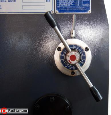 Механизм установки зазора между ножами. Позволяет оперативно установить требуемый зазор для получения оптимальных режимов резания фото №2 Механизм установки зазора между ножами. Позволяет оперативно установить требуемый зазор для получения оптимальных режимов резания фото №2