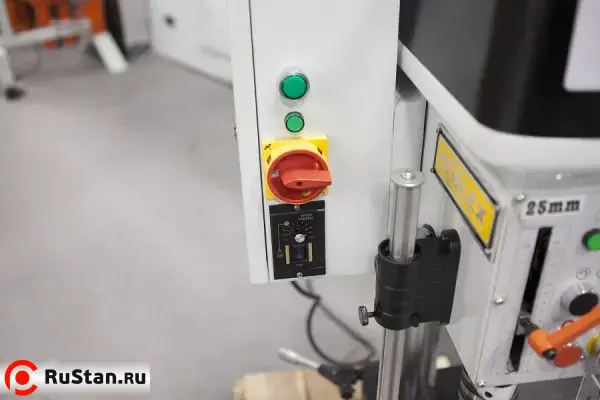 Сверлильно-резьбонарезной станок STALEX MTB-25PF фото №6 STALEX MTB-25PF фото №6