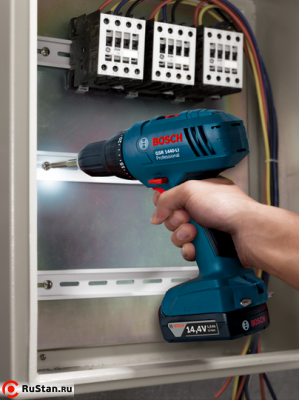 Закручивание шурупов Bosch GSR 1440-LI фото №4 Bosch GSR 1440-LI Professional фото №4