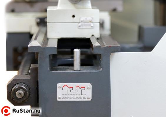 Рекордная в своем классе ширина чугунной станины 135 мм, что значительно увеличивает жесткость работы станка и влияет на точность обработки. фото №11 METAL MASTER MML 2550M фото №11