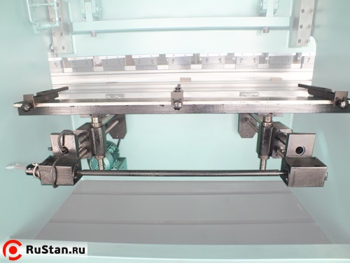 Упор задний с электро-механическим приводом ИБ1426 фото №5 Упор задний с электро-механическим приводом ИБ1426 фото №5